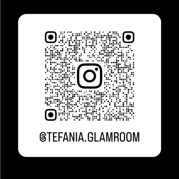 Glam Room , Auction Multiple listing ✨📣 - Picture 6 of 6